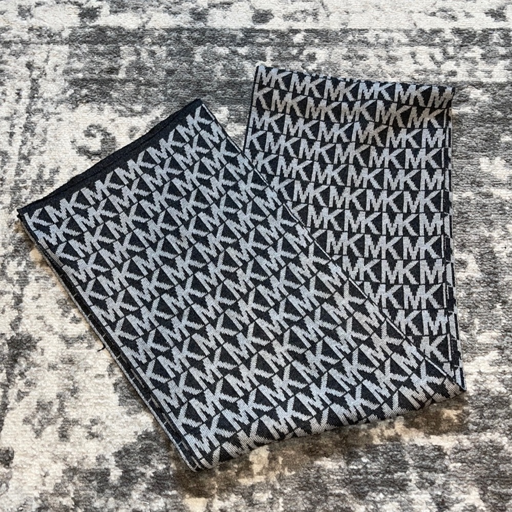 Michael Kors Scarf